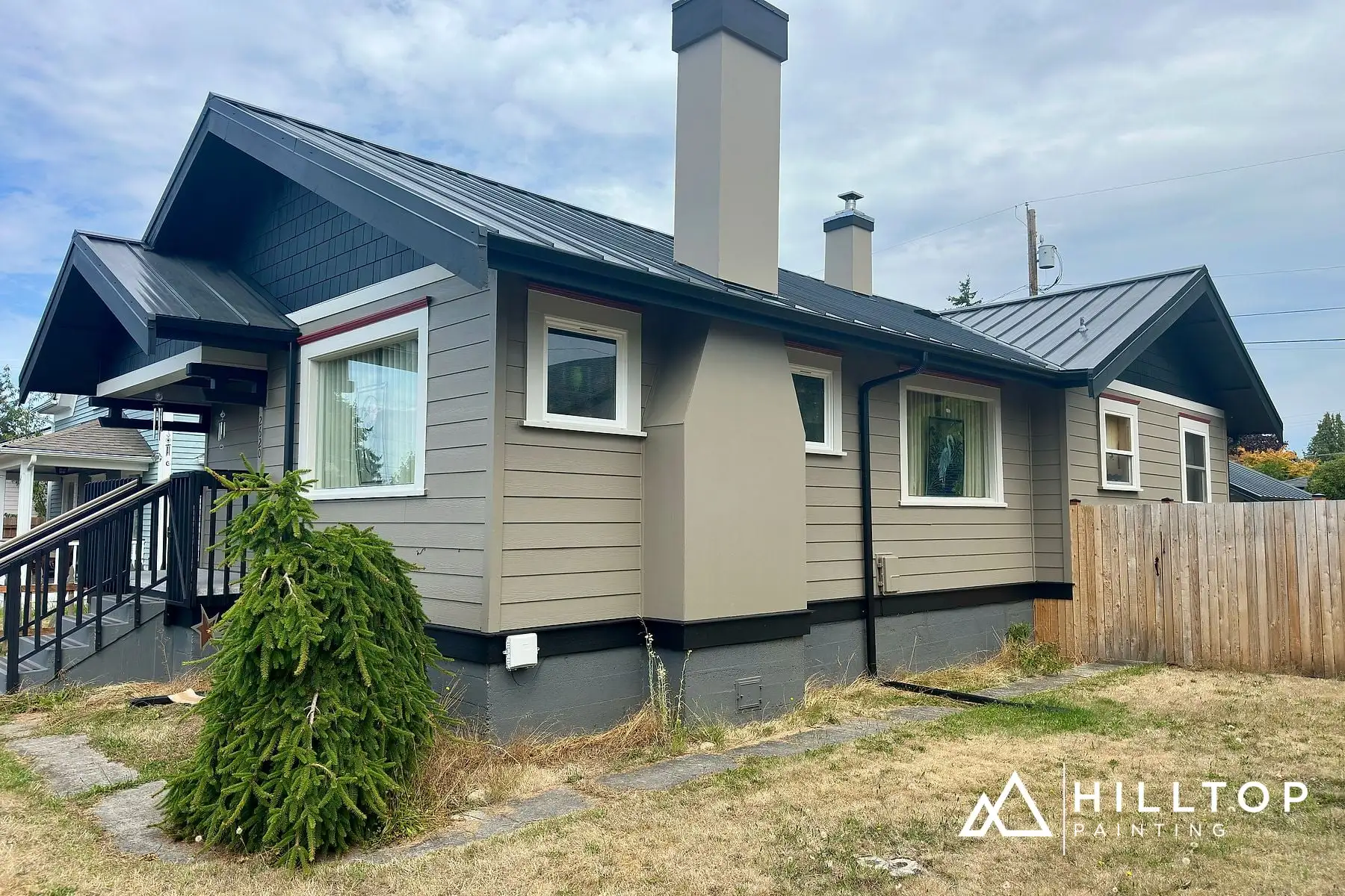 A Columbia Bungalow's Color-Layout Repaint — Taupe, Black Skirt & Rails