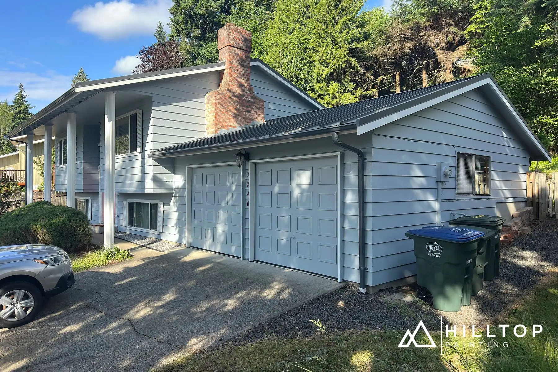 Jubilee SW 6248 on a Bellingham Split-Level, Heartthrob Red at the Door — photo 1