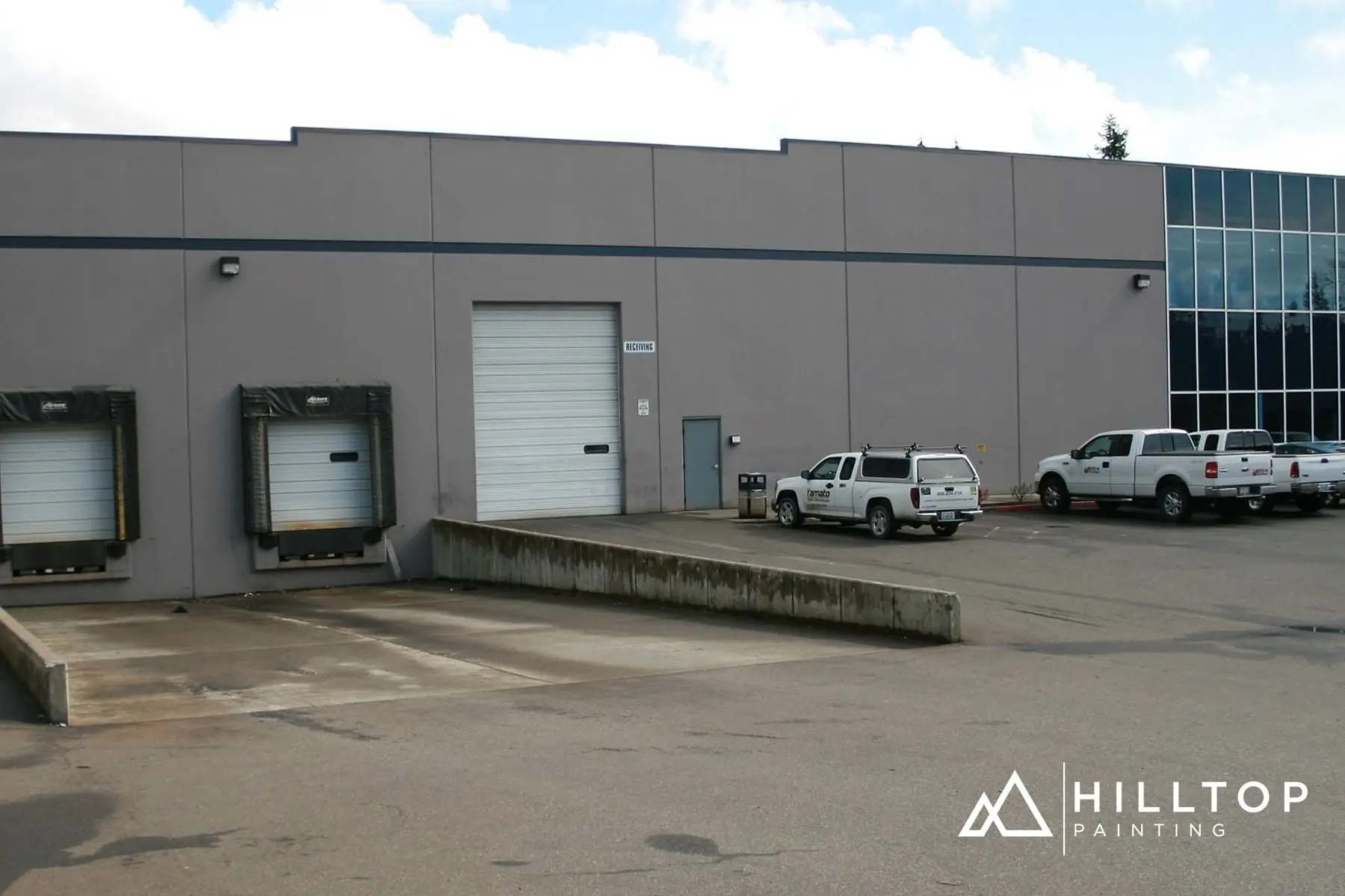 The LKQ Warehouse off Bakerview — a Boom-Lift Repaint in Two Colors — photo 3